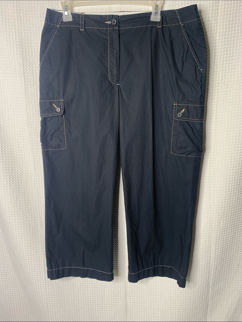 Lands' End Cotton Navy Blue Cargo Capris size 12 - Picture 2 of 13